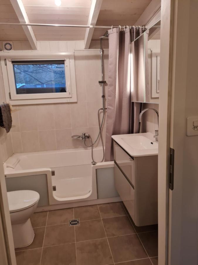 Rhone Cottage 4 Noville Bagian luar foto